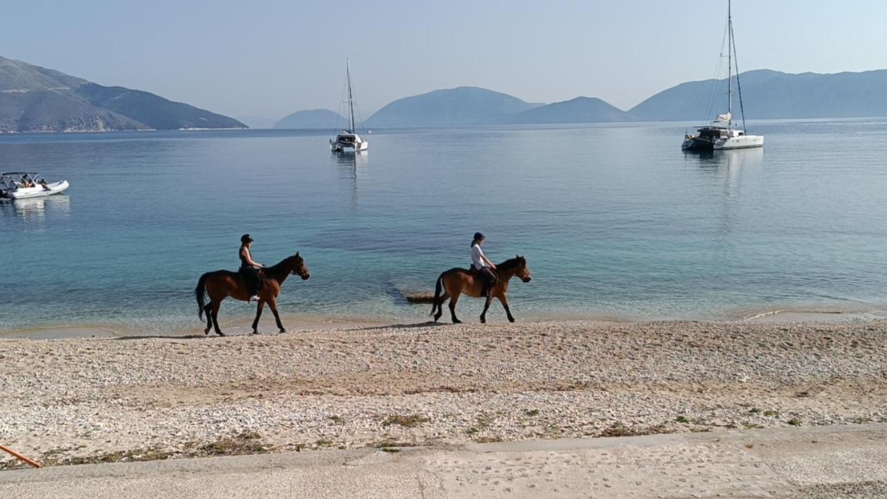Camping Karavomilos Sami  Buitenkant foto