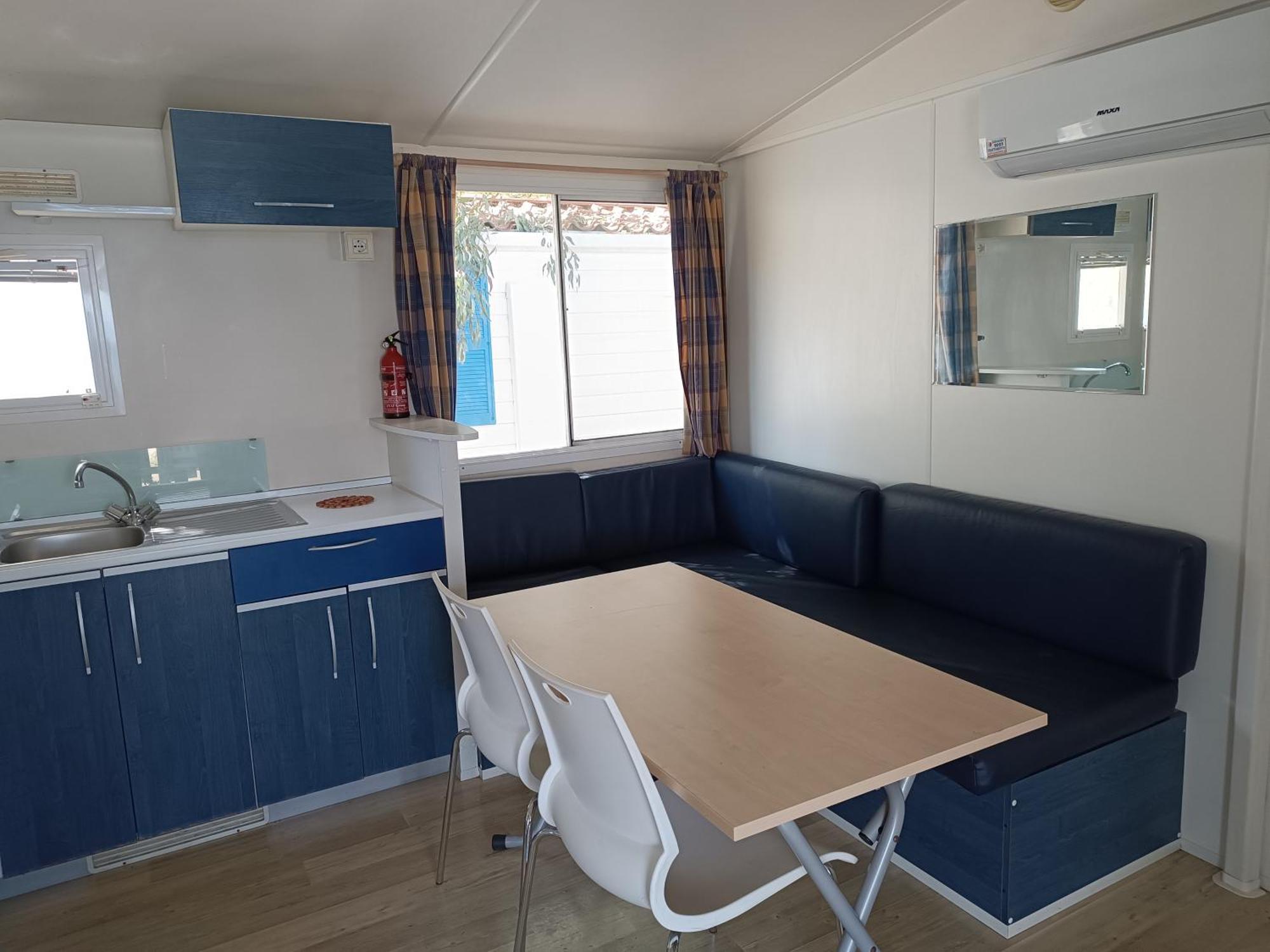 Camping Karavomilos Sami  Kamer foto