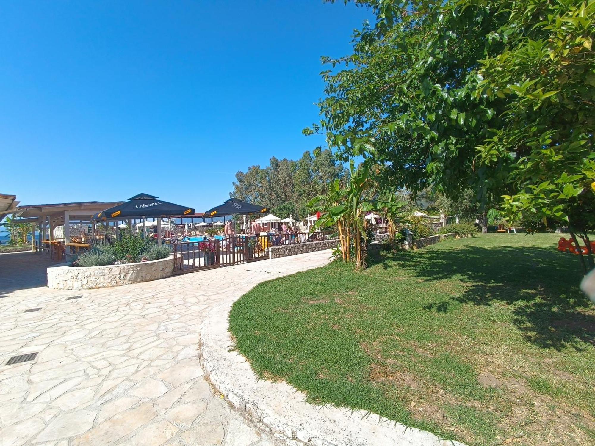 Camping Karavomilos Sami  Buitenkant foto